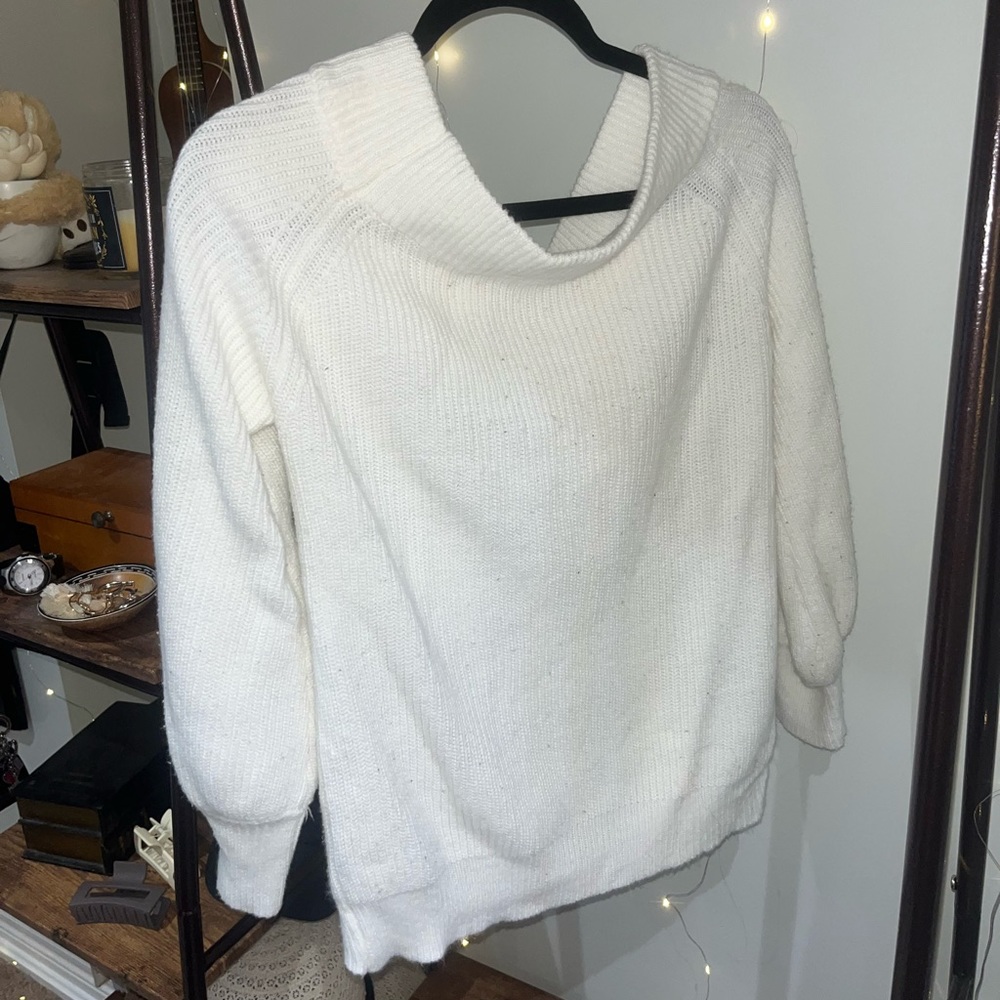 SHEIN Off the Shoulder Top S